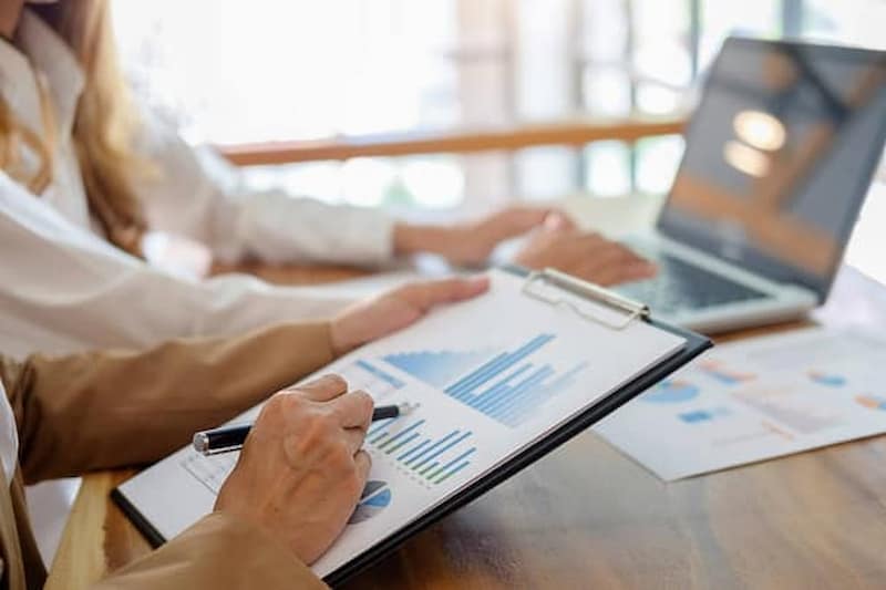 بهینهسازی سایت برای موتورهای جستجو (SEO)